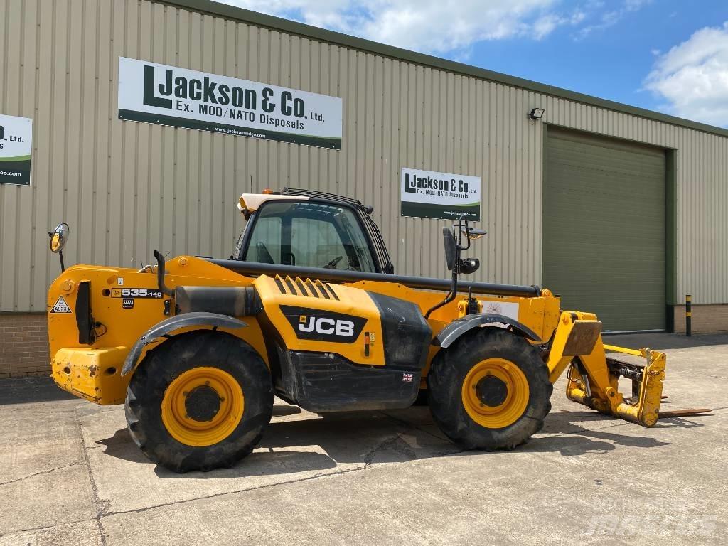 JCB 535-140 Hiviz Teleskopiskie manipulatori