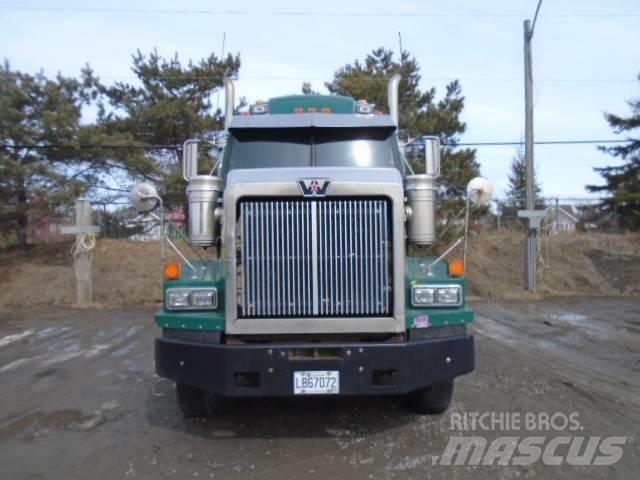 Western Star 4900 SA Vilcēji