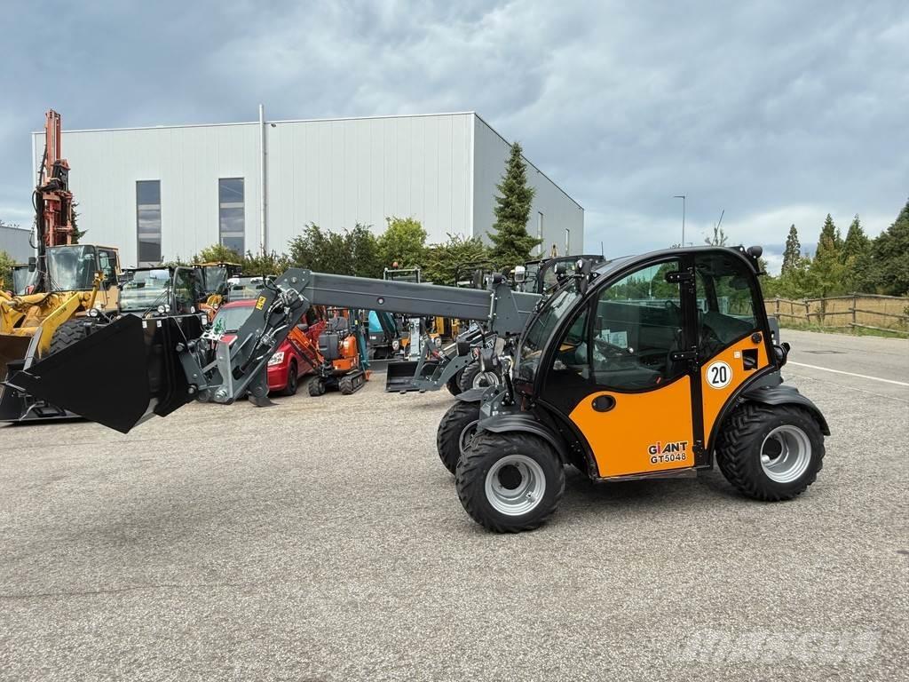 GiANT GT5048 Teleskopiskie manipulatori