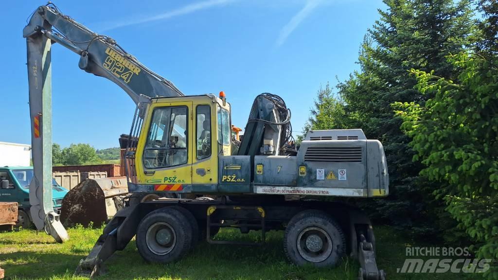 Liebherr A 924 Ekskavatori uz riteņiem