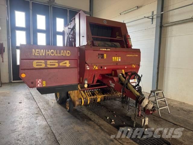 New Holland 654 Rituļu preses