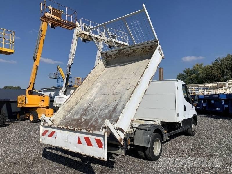 Iveco 35C13 - Tipper Pašizgāzējs