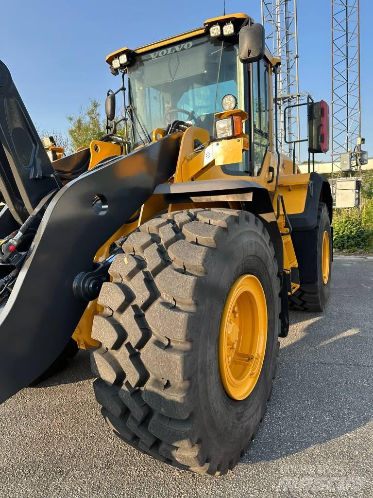 Volvo L120g Iekrāvēji uz riteņiem