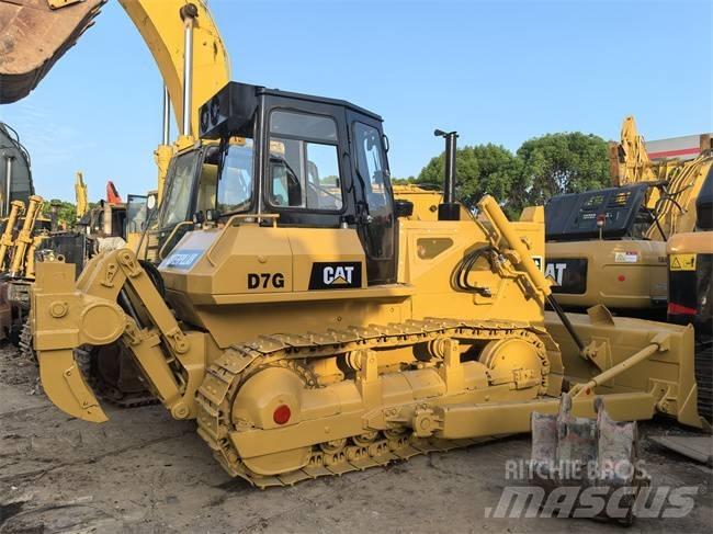 CAT D 7 G Kāpurķēžu buldozeri