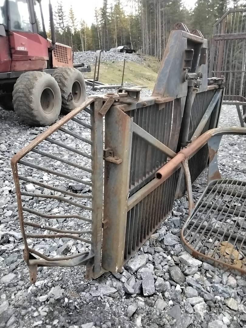 Valmet 860 Citas sastāvdaļas
