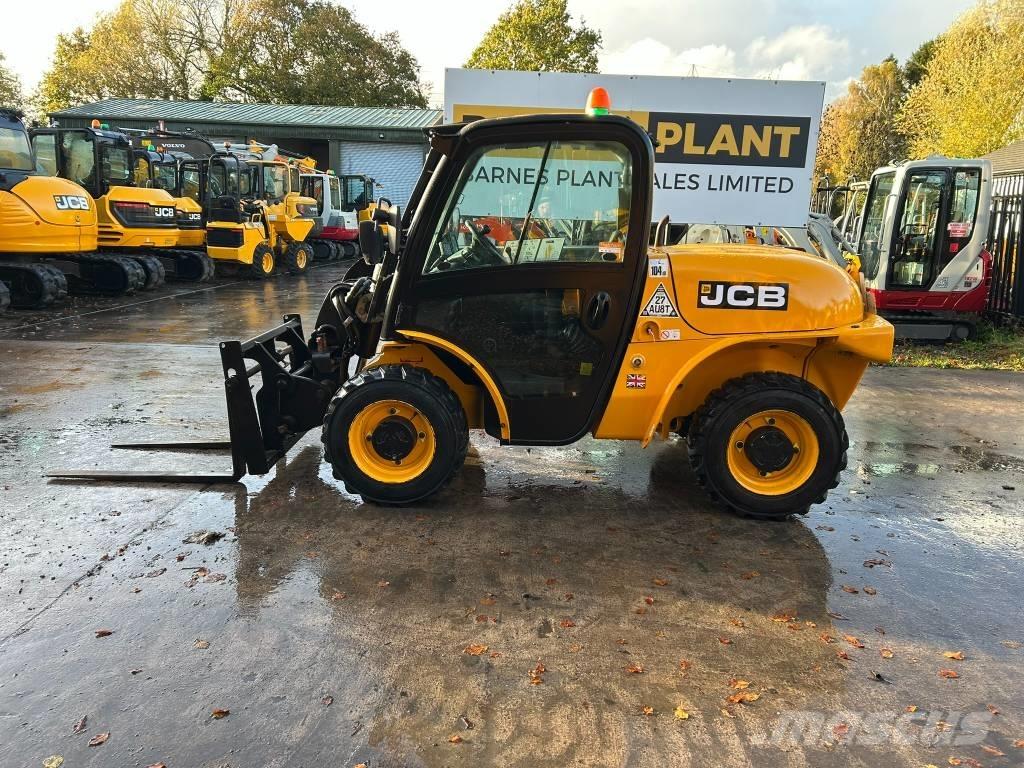 JCB 520-40 Teleskopiskie manipulatori