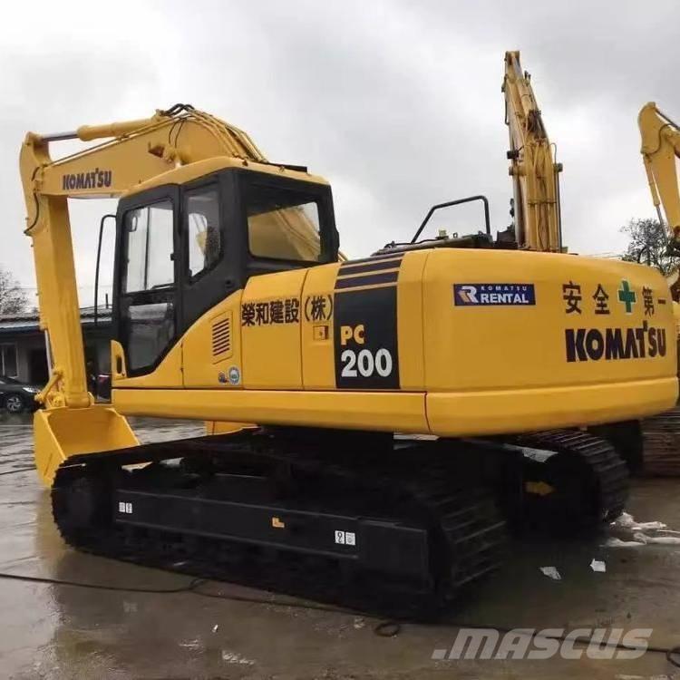 Komatsu pc200-7 Kāpurķēžu ekskavatori