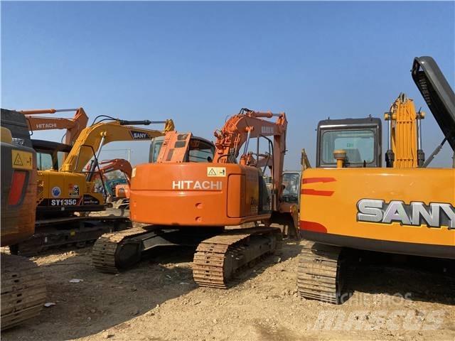 Hitachi ZX135US Kāpurķēžu ekskavatori