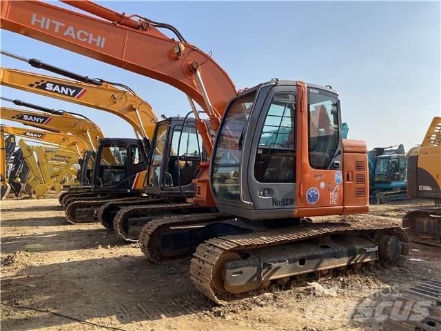 Hitachi ZX135US Kāpurķēžu ekskavatori