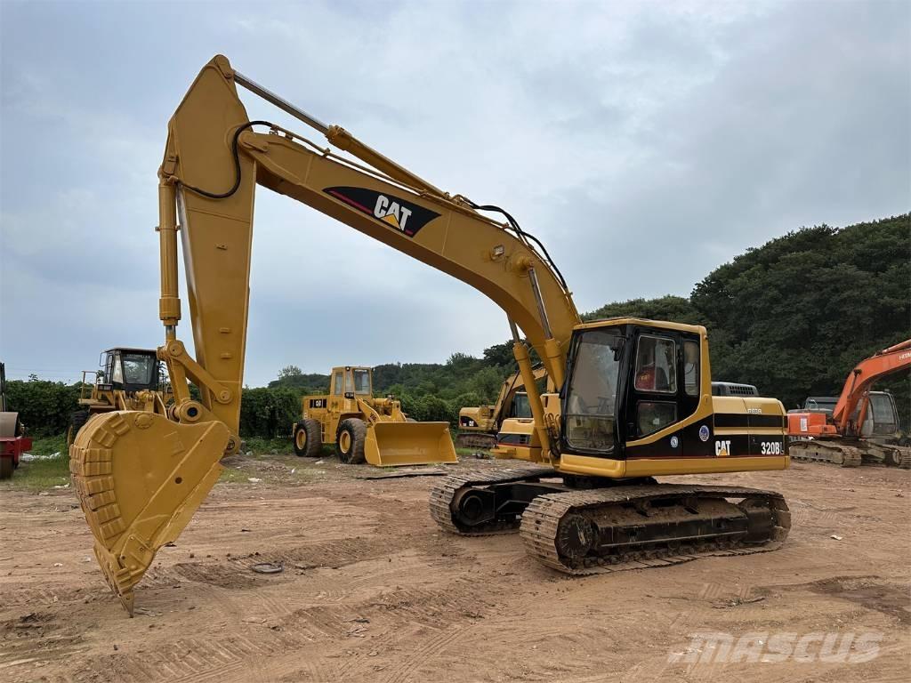 CAT 320 B Kāpurķēžu ekskavatori