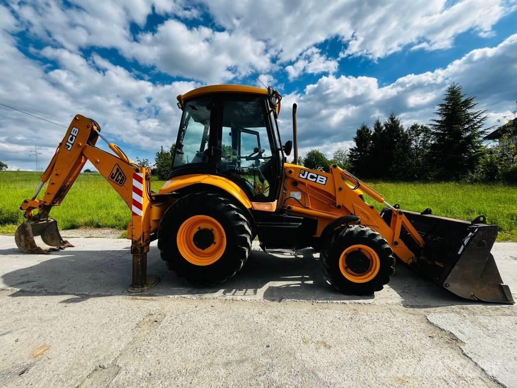 JCB 3 CX Ekskavatori-iekrāvēji