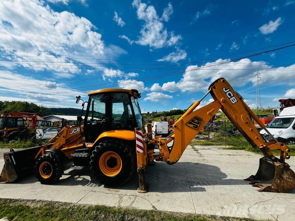 JCB 3 CX Ekskavatori-iekrāvēji