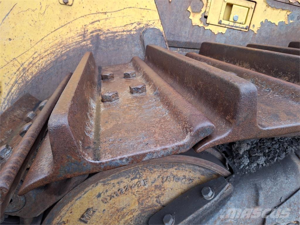 Komatsu D275 AX Būvniecība- Citi