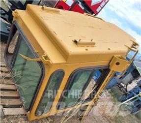 CAT D 8 R Kāpurķēžu buldozeri