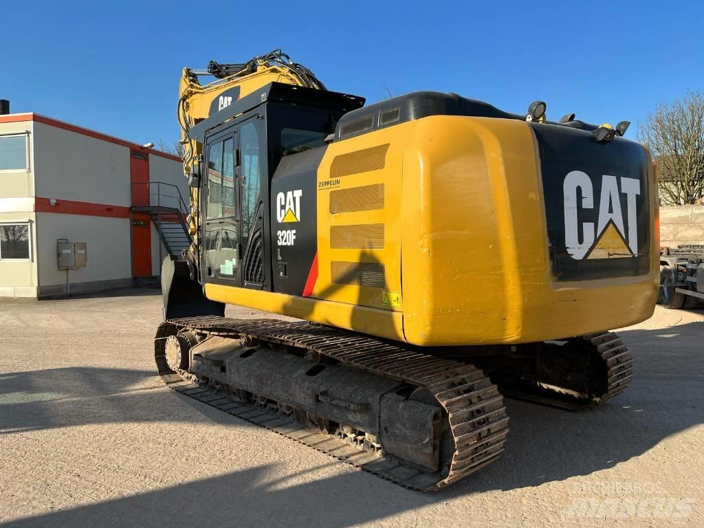 CAT 320 FL Kāpurķēžu ekskavatori