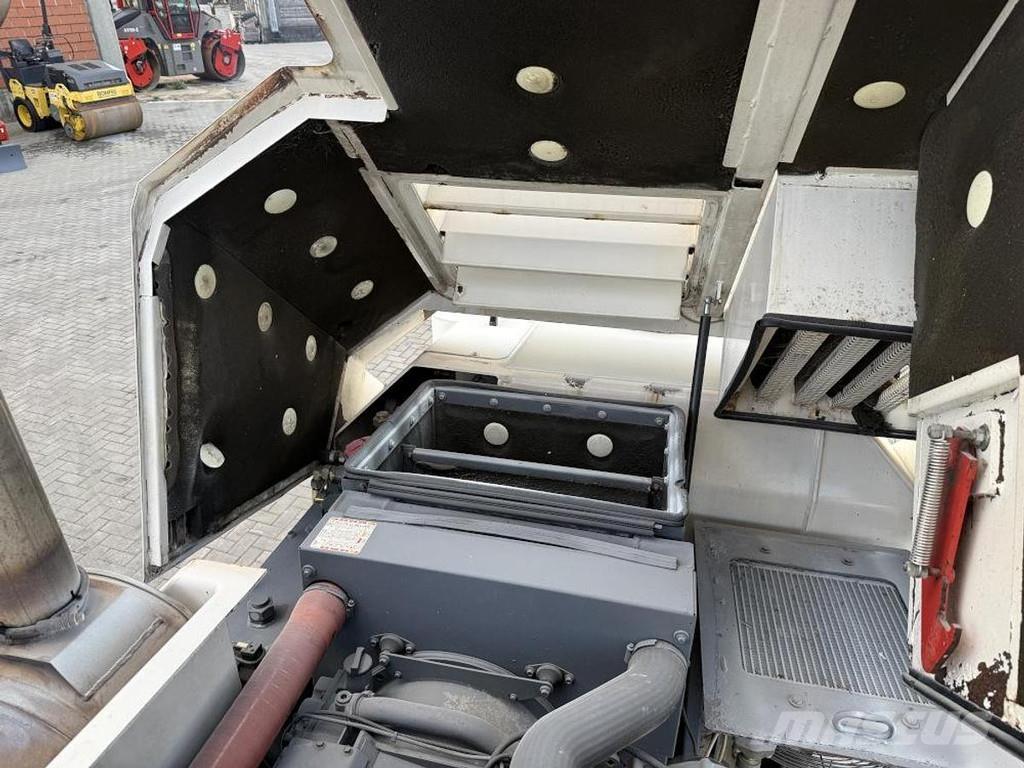 Wirtgen W 1000F Asfalta dzesēšanas iekārtas