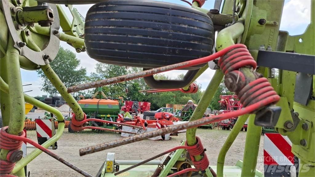 CLAAS Volto 900 Grābekļi un siena ārdītāji