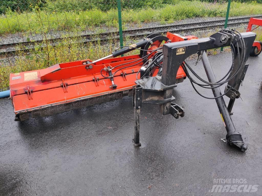 Cabe Finlandia 220 Pļaujmašīnas/pašgājēji