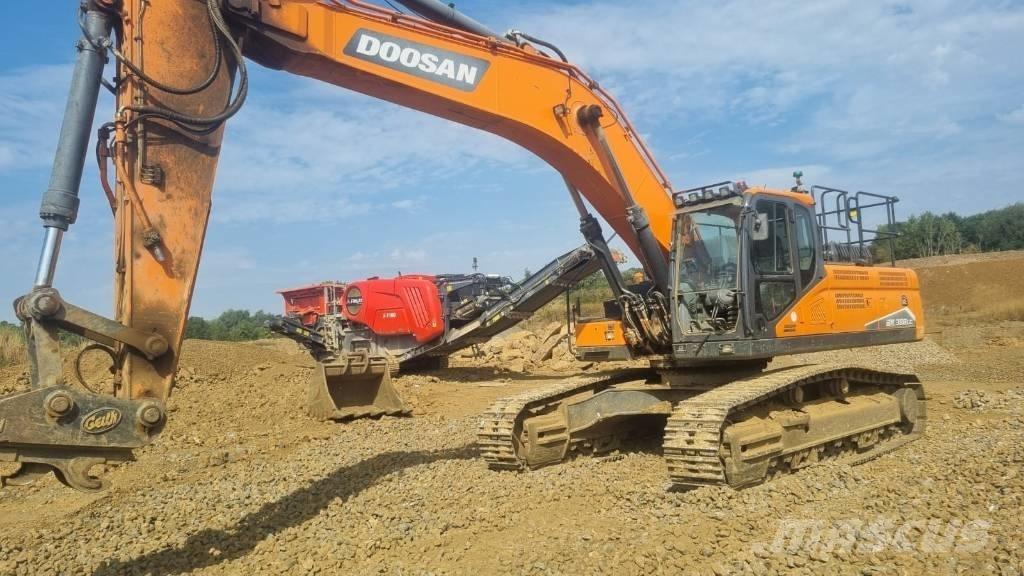 Doosan DX 380 LC - 7 Kāpurķēžu ekskavatori
