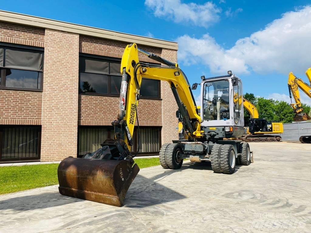 Wacker Neuson 6503 Ekskavatori uz riteņiem