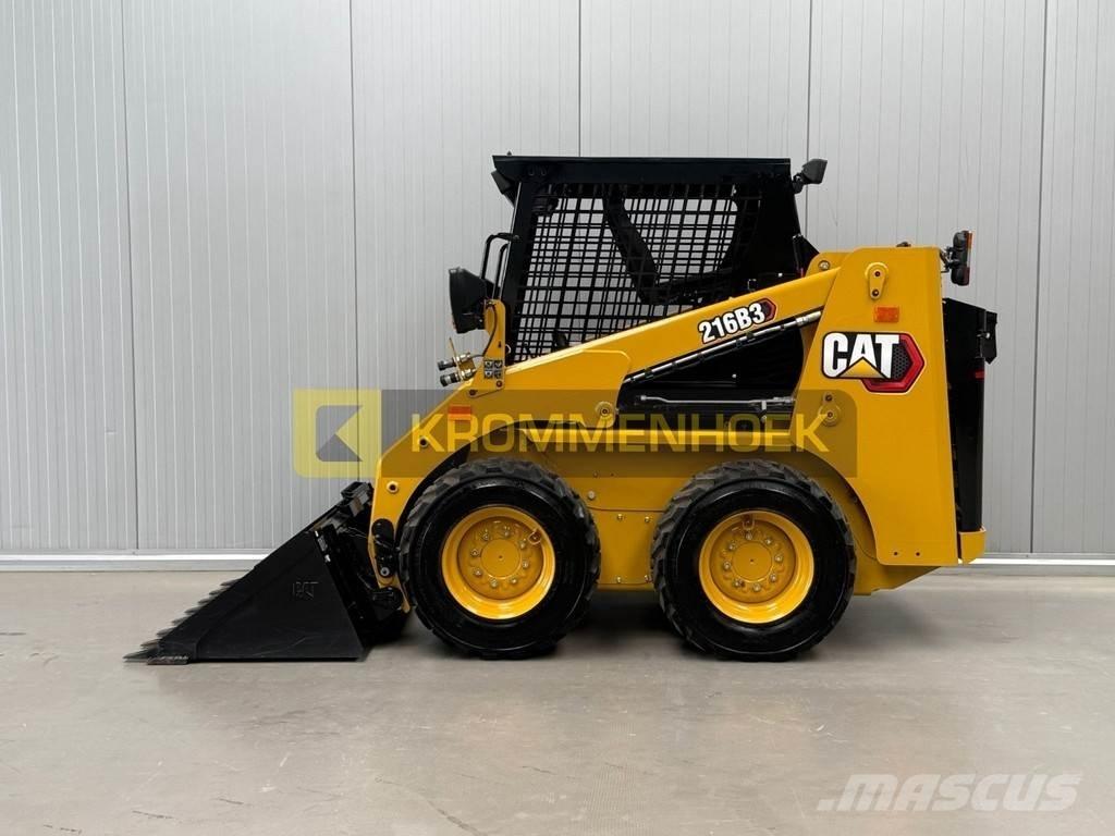 CAT 216 B3 Lietoti riteņu kompaktiekrāvēji