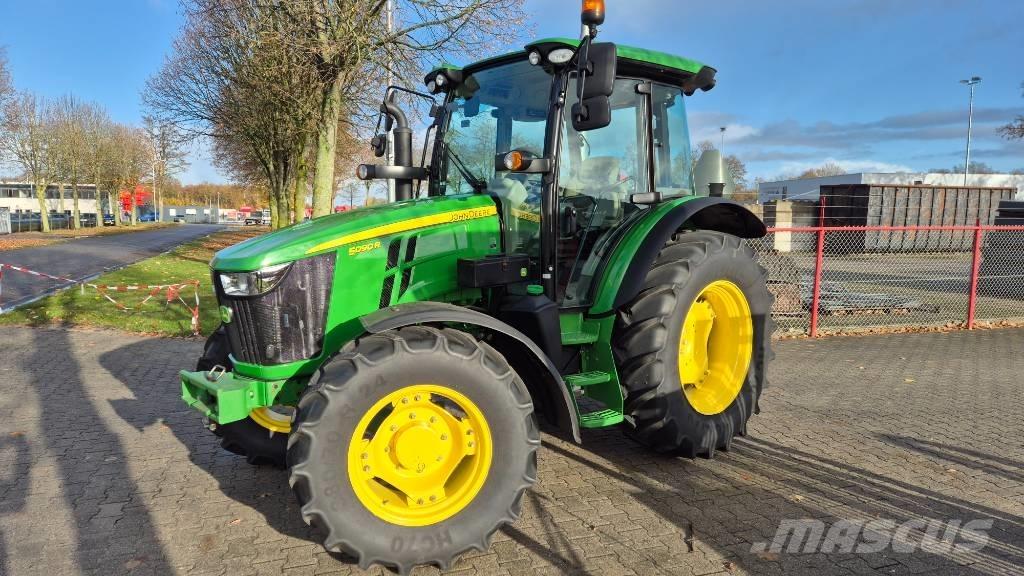 John Deere 5090 R Traktori