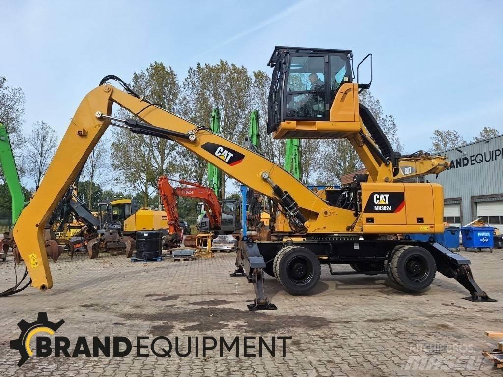 CAT MH3024 Industriālie iekrāvēji