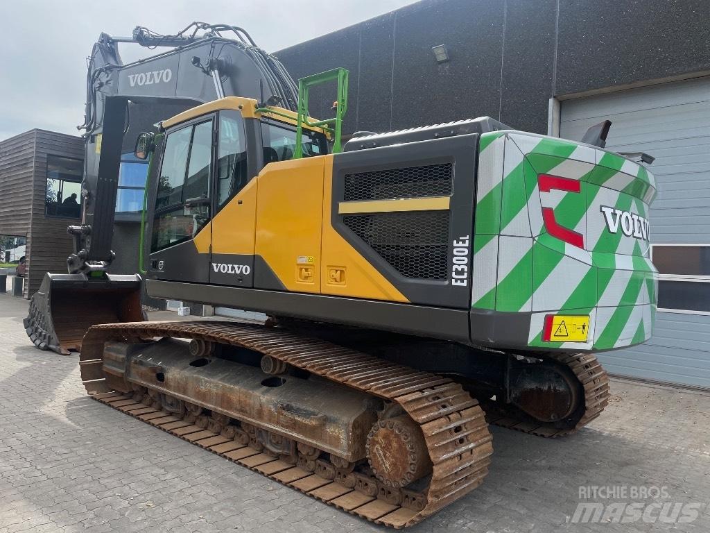 Volvo EC300EL Kāpurķēžu ekskavatori