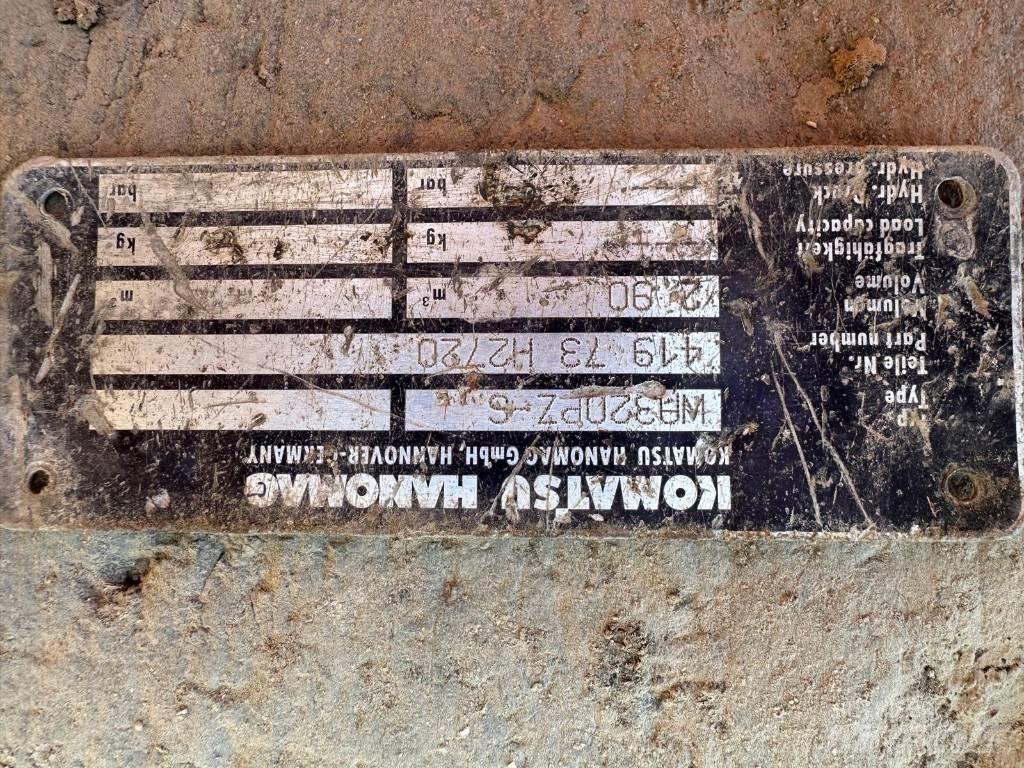 Komatsu WA 320 PZ-6 Iekrāvēji uz riteņiem