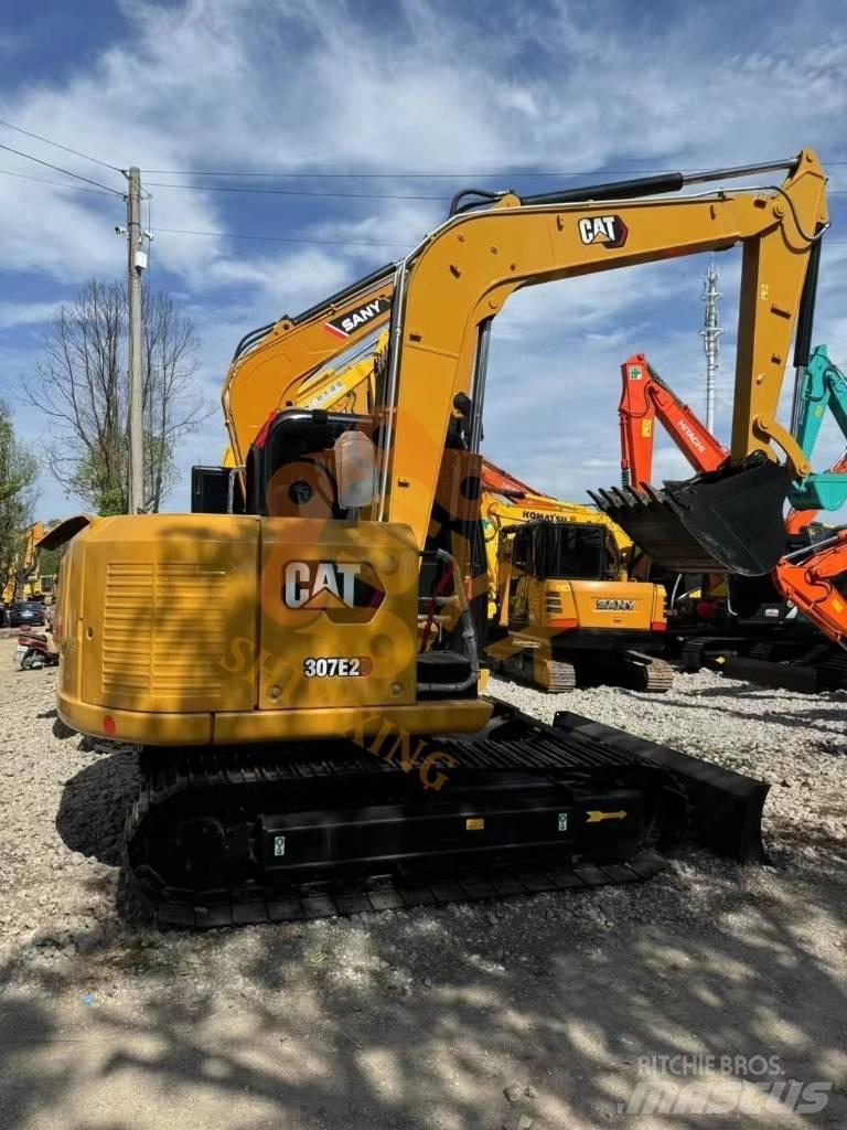 CAT 307 E2 Vidēja lieluma ekskavatori 7 t - 12 t