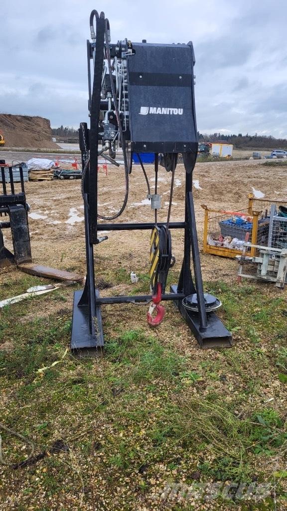 Manitou MHT 790 Teleskopiskie manipulatori