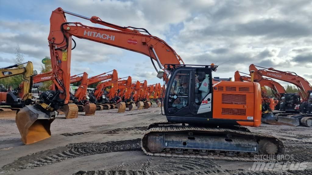 Hitachi ZX225USRLC-6 Kāpurķēžu ekskavatori