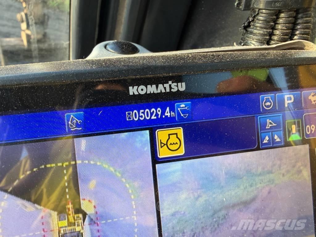 Komatsu PW 148-11 Ekskavatori uz riteņiem