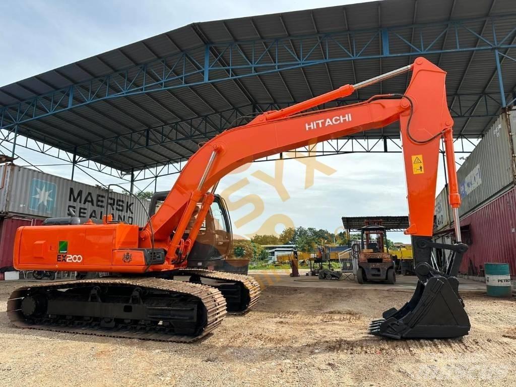 Hitachi EX 200 Kāpurķēžu ekskavatori