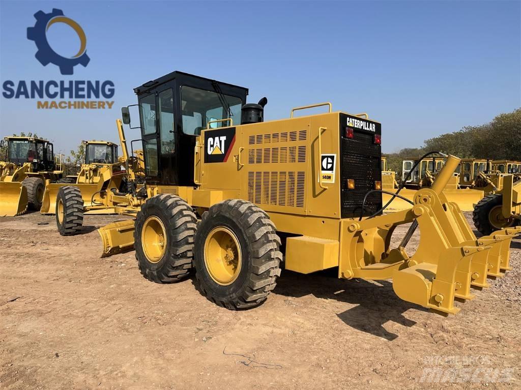 CAT 140H Greideri