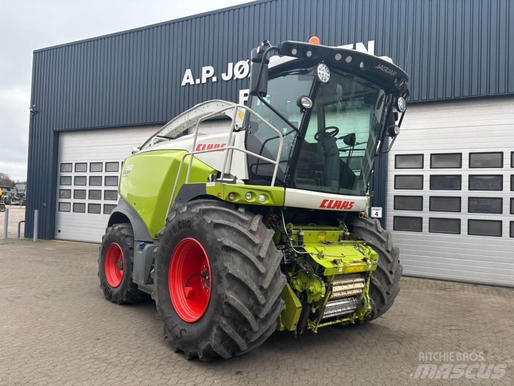 CLAAS Jaguar 960 4WD Lopbarības novācēji