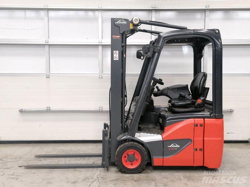 Linde E12-02 Elektriskie iekrāvēji