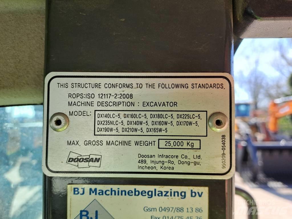Doosan DX140W-5 Ekskavatori uz riteņiem