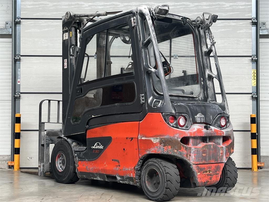 Linde E30L-01 Elektriskie iekrāvēji