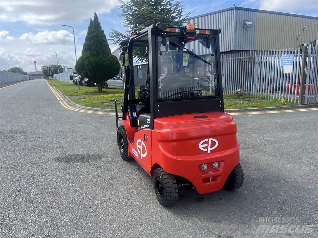  EFL253 Elektriskie iekrāvēji