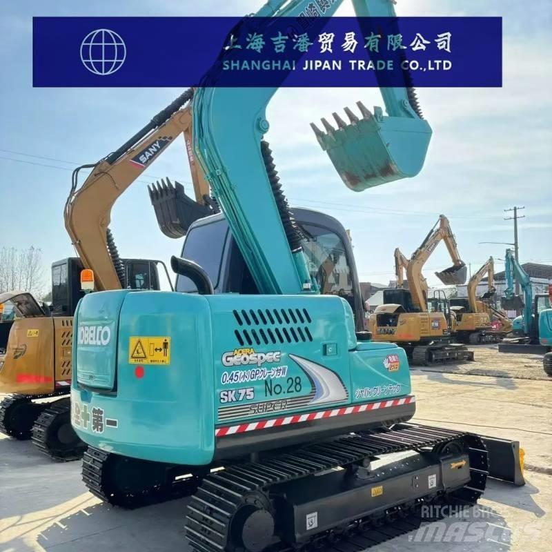 Kobelco SK 75 Kāpurķēžu ekskavatori