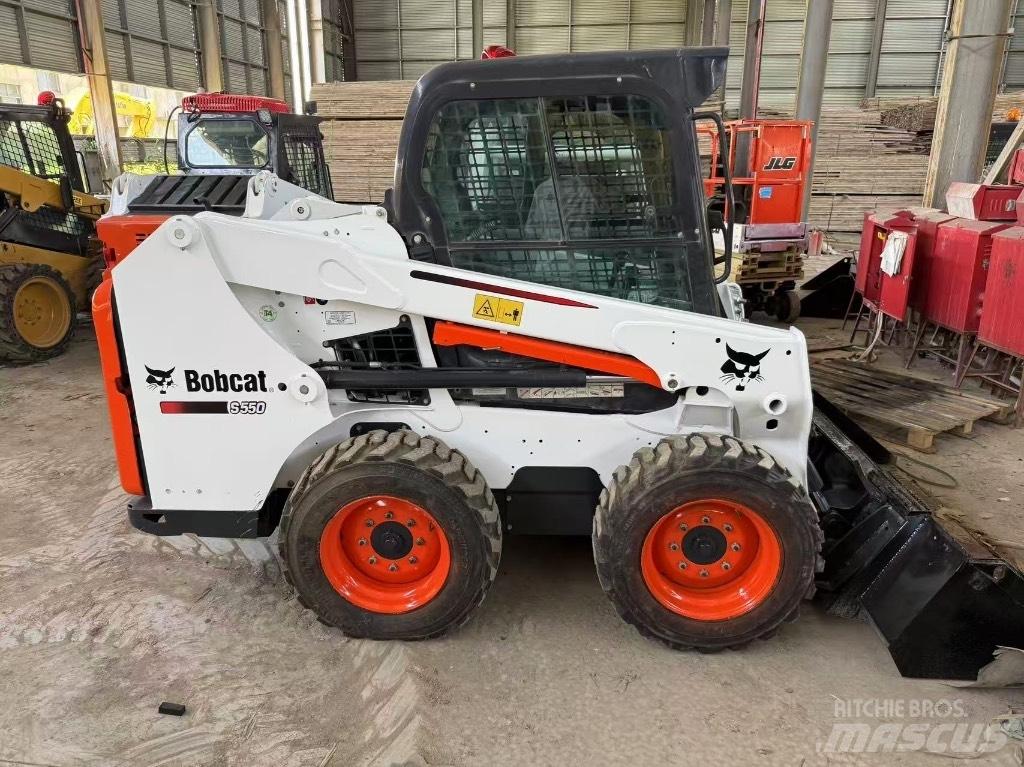 Bobcat S 550 Lietoti riteņu kompaktiekrāvēji
