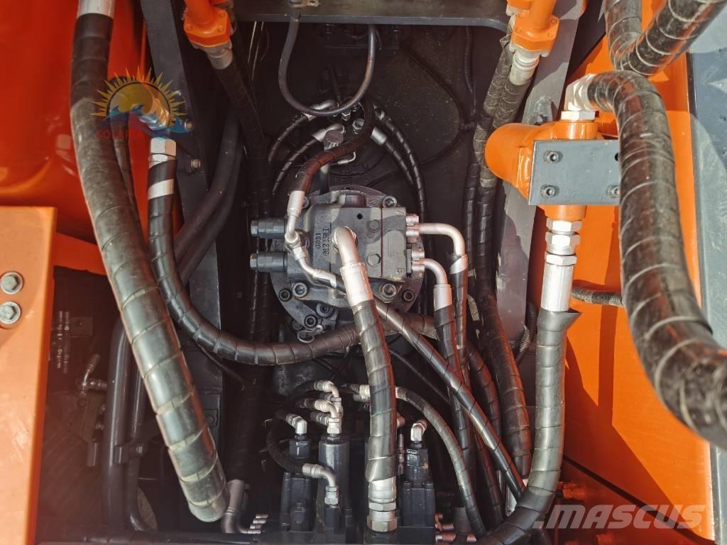 Doosan DX 300 LC Kāpurķēžu ekskavatori
