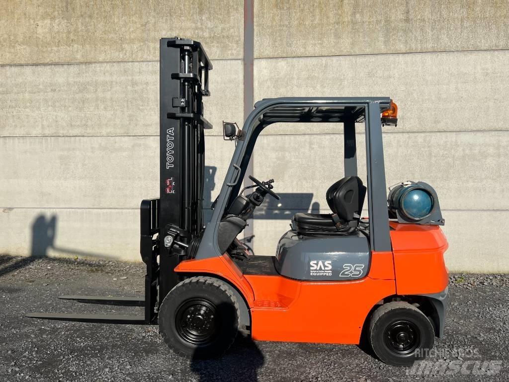 Toyota 42-7FGF25 LPG tehnika