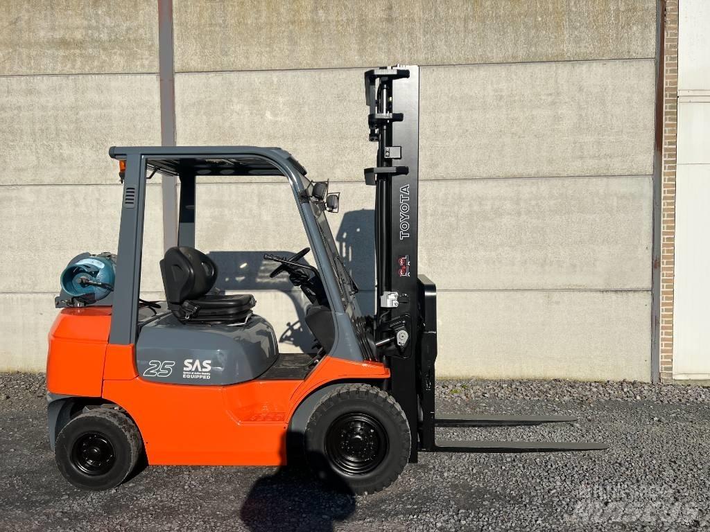 Toyota 42-7FGF25 LPG tehnika