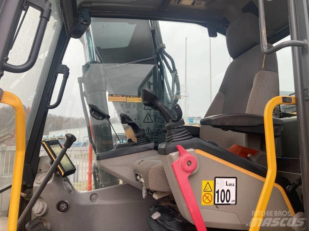 Volvo EC 140 EL Kāpurķēžu ekskavatori
