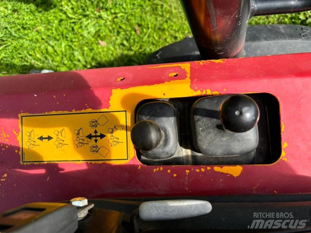 JCB 2 THS Mini pašizgāzēji