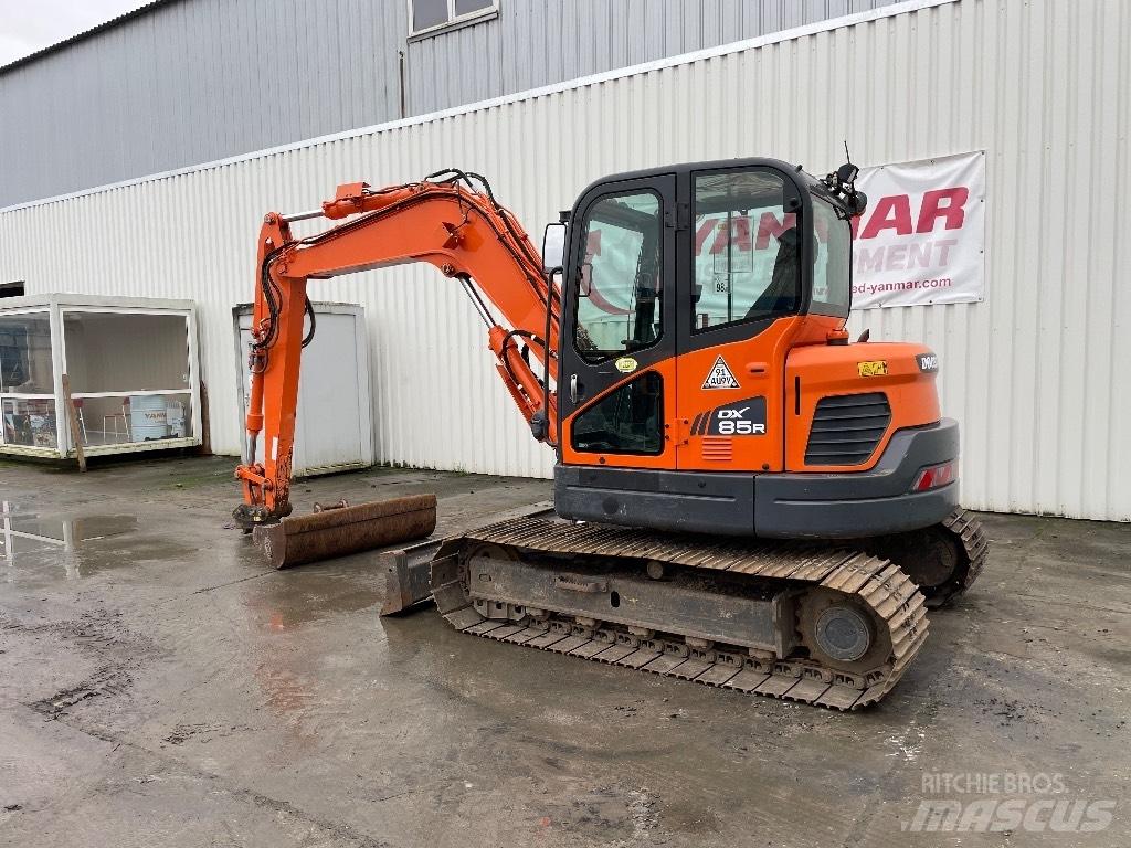 Doosan DX85 Vidēja lieluma ekskavatori 7 t - 12 t