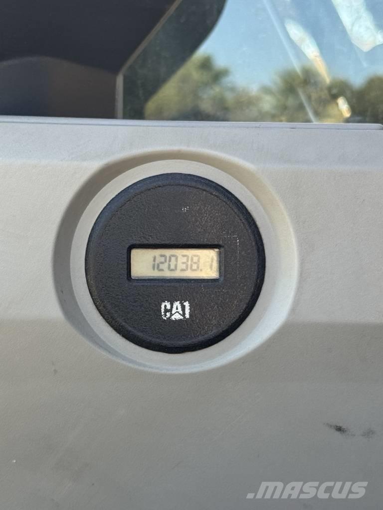 CAT 324 EL Kāpurķēžu ekskavatori
