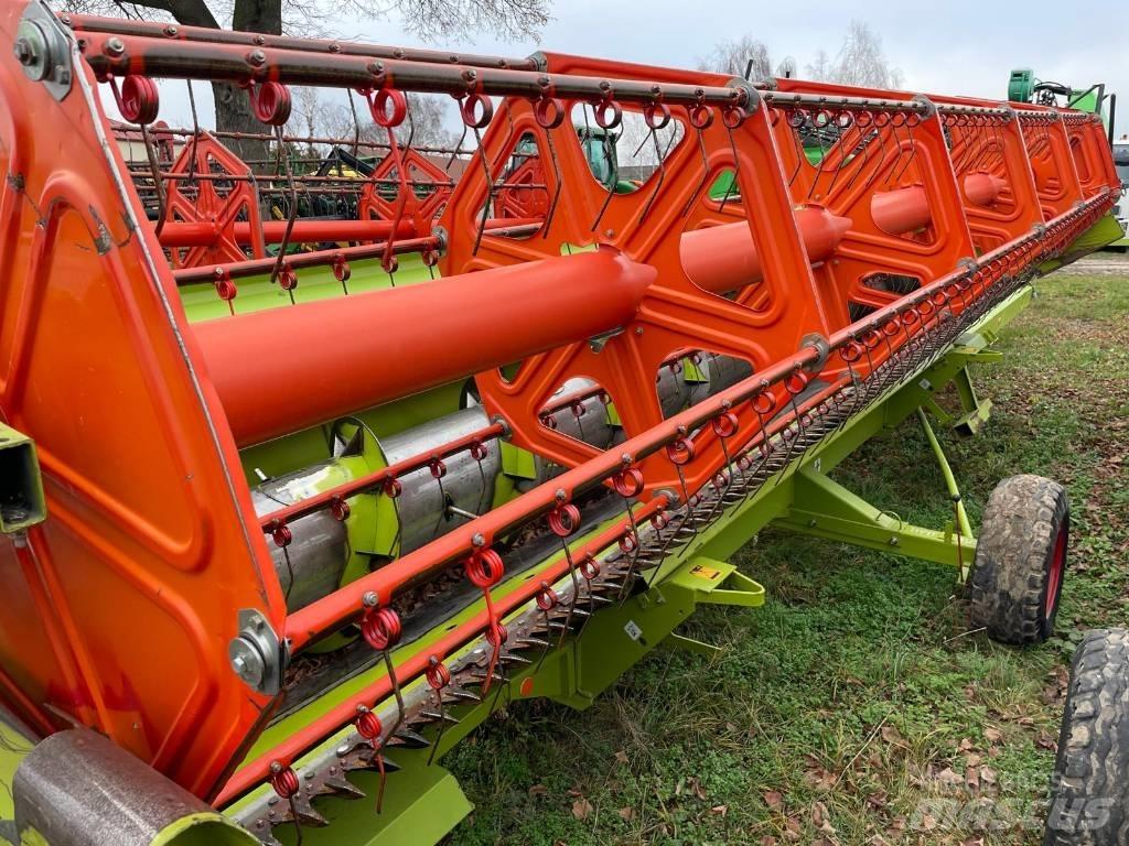 CLAAS Lexion 550 Ražas novākšanas kombaini